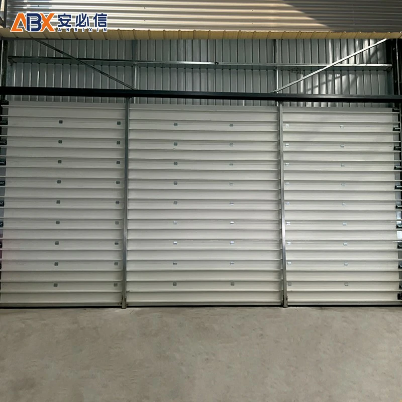 白银铝板滑升门
